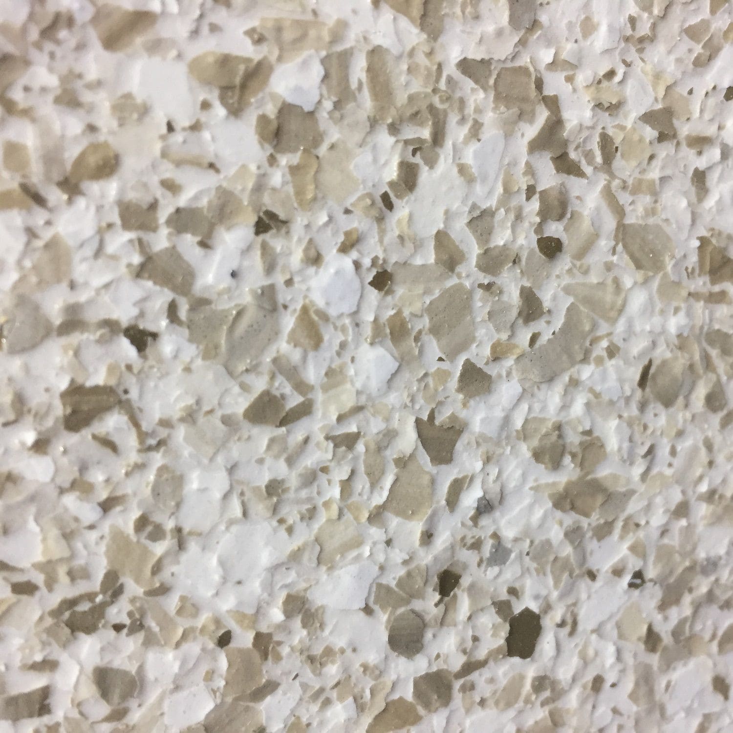 This range of flake is standardly available in Large or Small